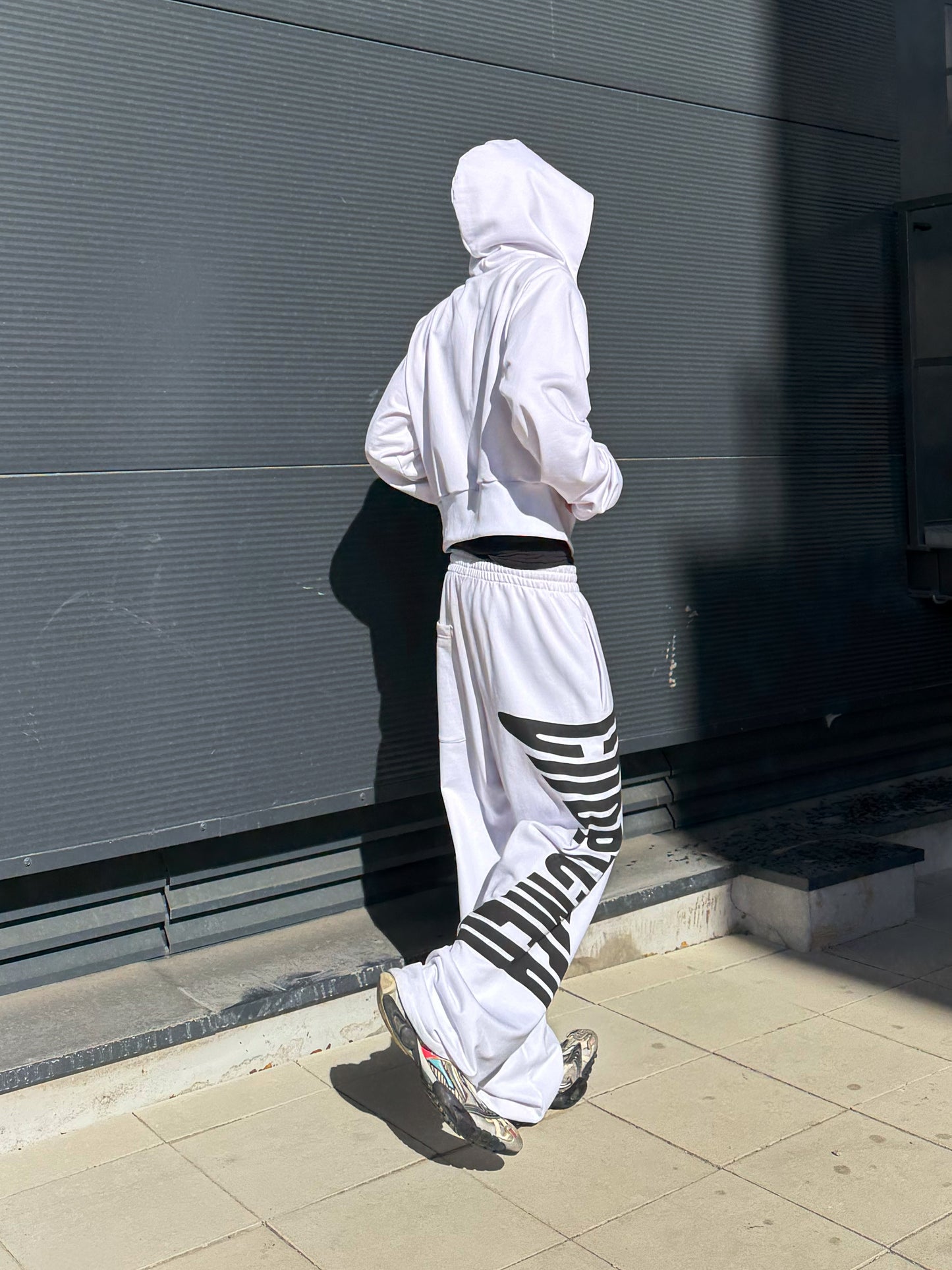 "sportsman" white pants