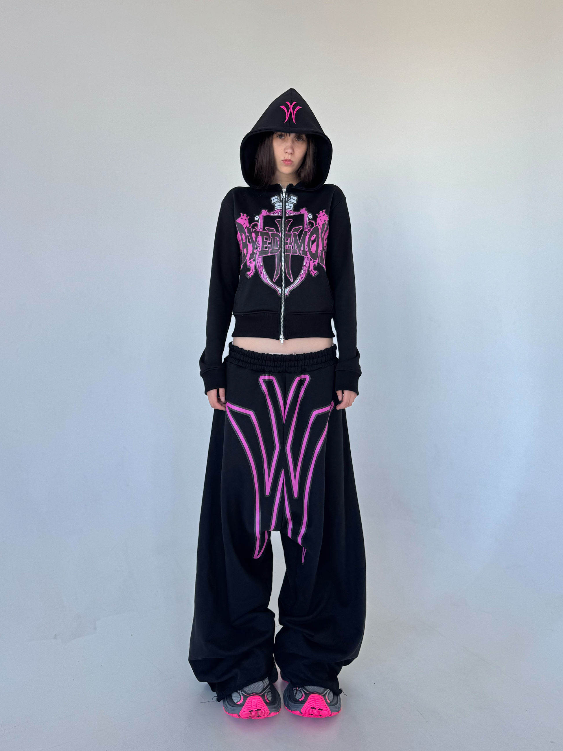 ★PLAGE_seoul★ Dart swim pants_black Center Seam Front Slit Ankle Pant - Black – Clara Sunwoo
