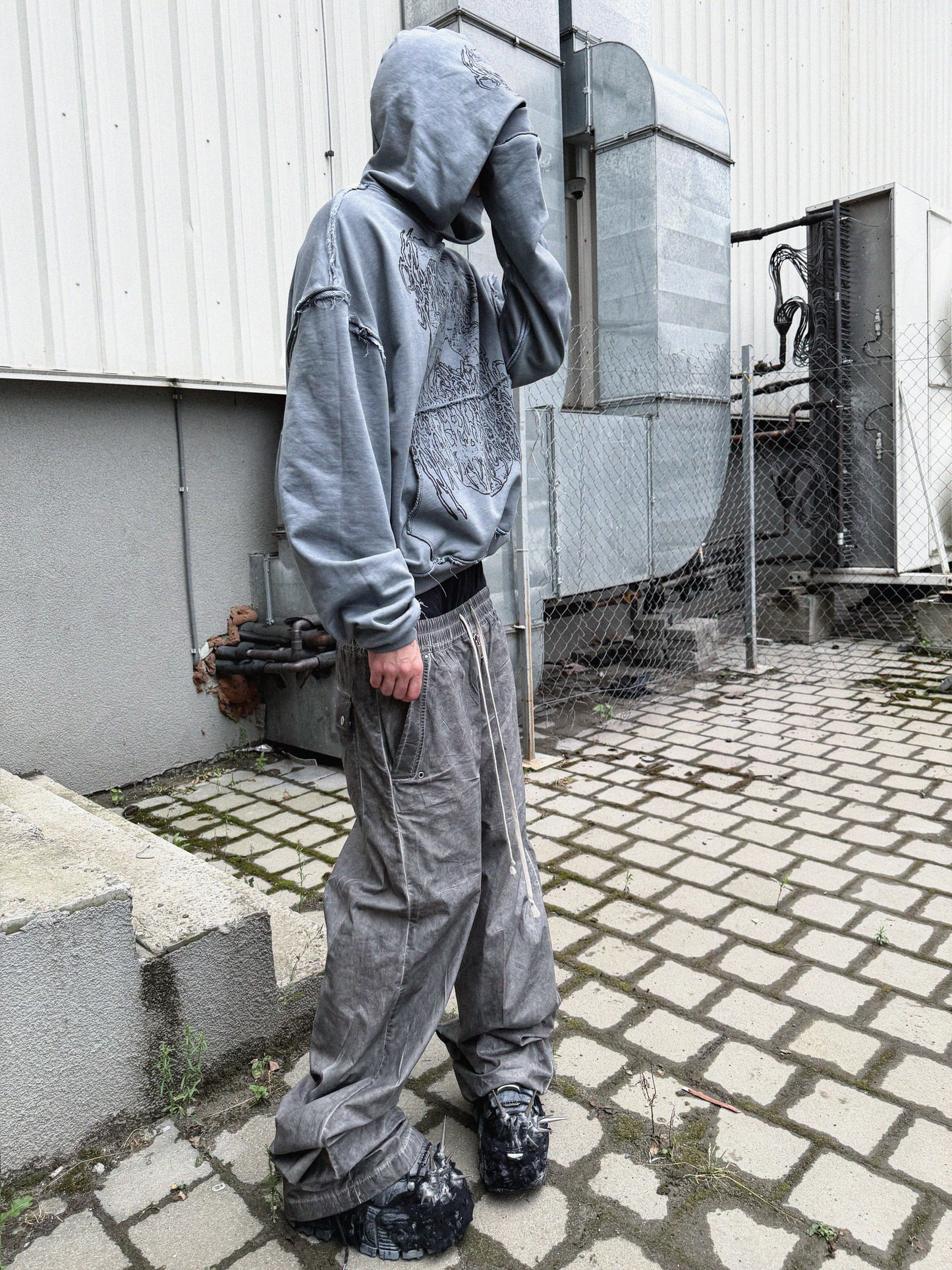 "Misfit" hoodie