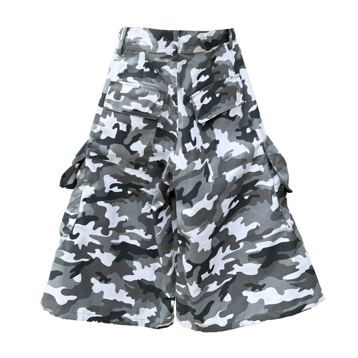"UNIFORM" arctic camo shorts